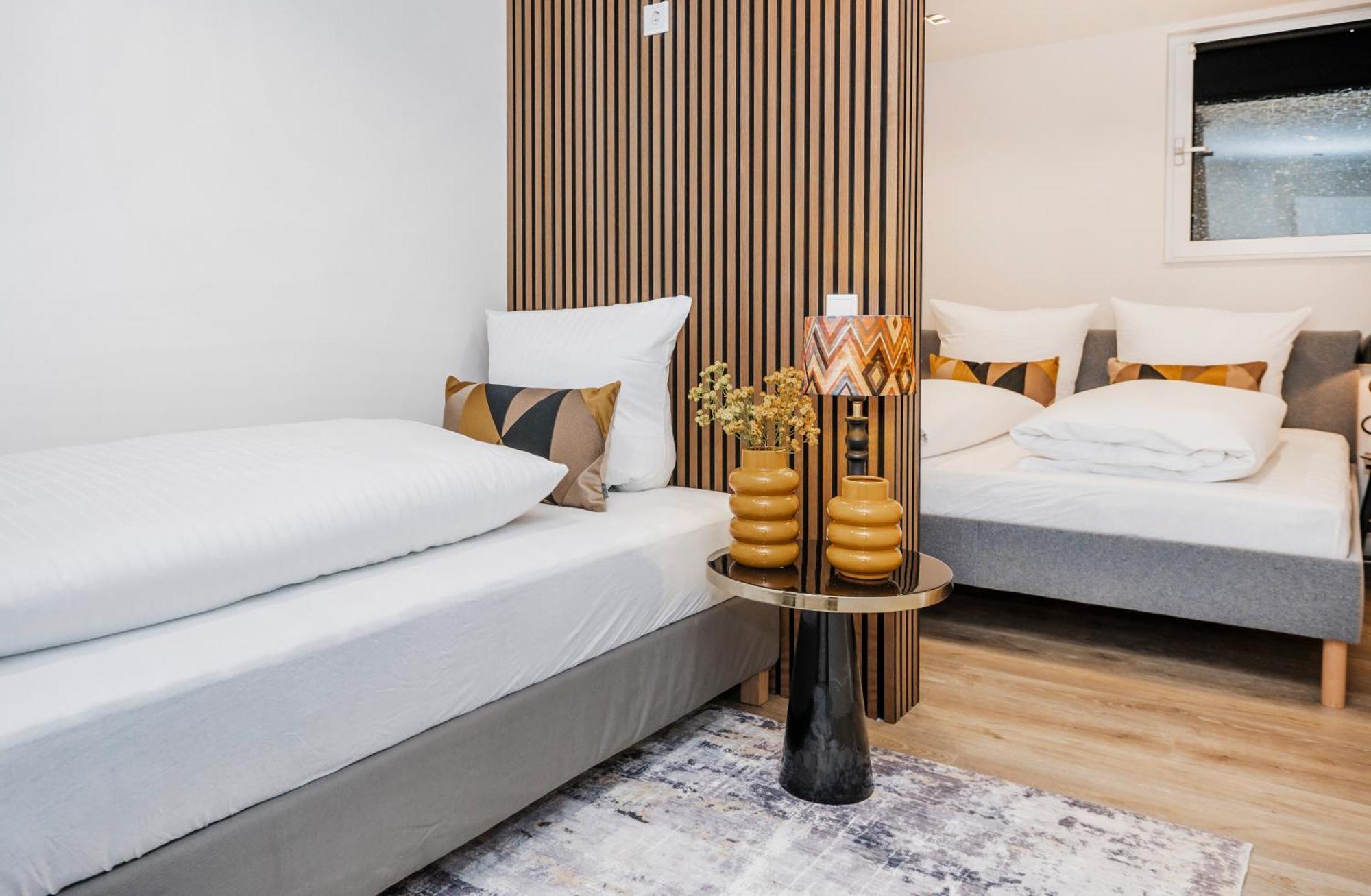 S331 - Luxurious Two Bedroom Duplex In * Köln